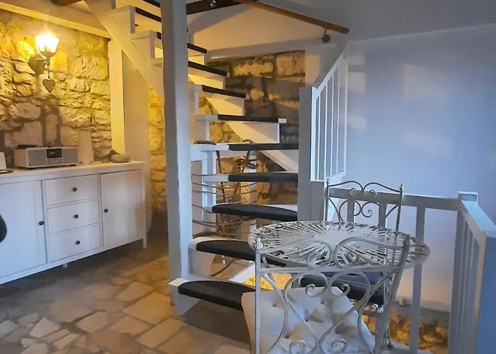 Διαμέρισμα Steinhaus Mit Terrasse