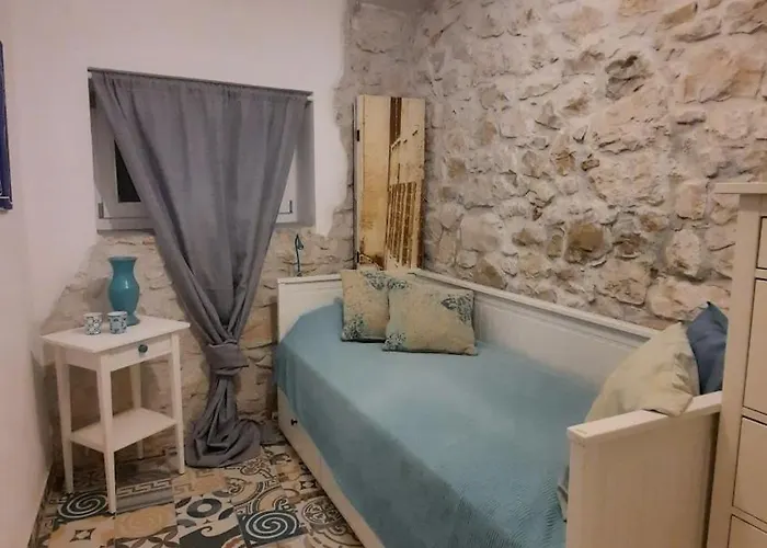 Steinhaus Mit Terrasse * Rovinj