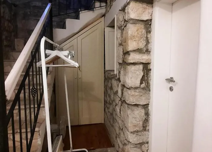 Steinhaus Mit Terrasse Apartment *