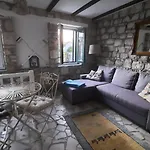 Steinhaus Mit Terrasse Rovinj