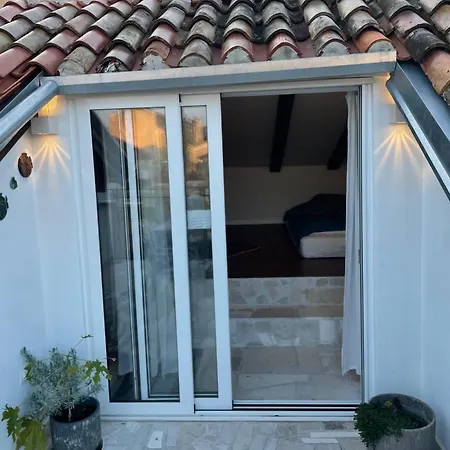 Appartement Steinhaus Mit Terrasse *
