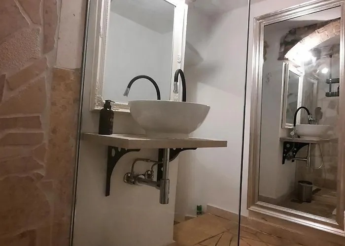 Apartman Steinhaus Mit Terrasse