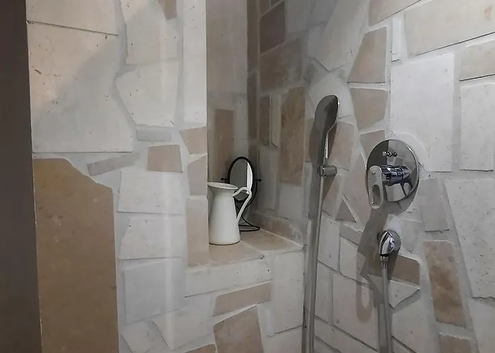 Steinhaus Mit Terrasse *