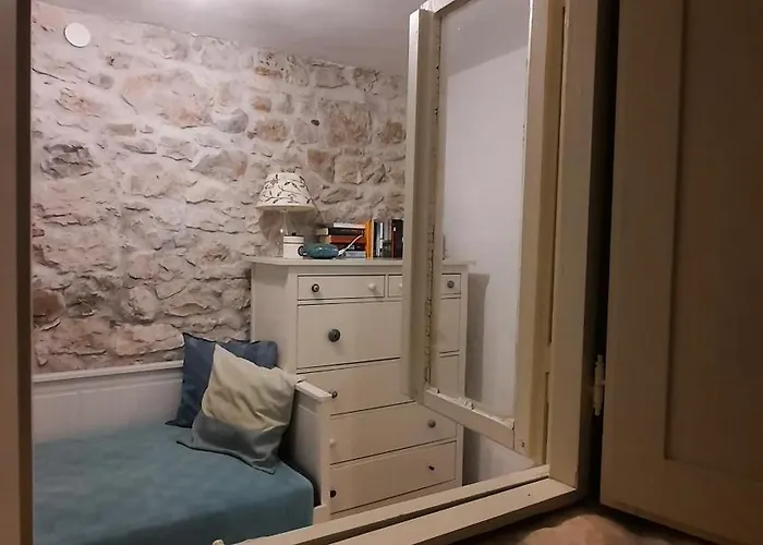 Steinhaus Mit Terrasse * Rovinj